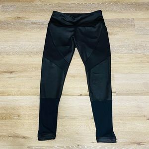 90 Degree By Reflex Reversible Black Leggings